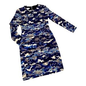Ivy & Blu Maggy boutique camo body con lined long sleeve dress blues size 6